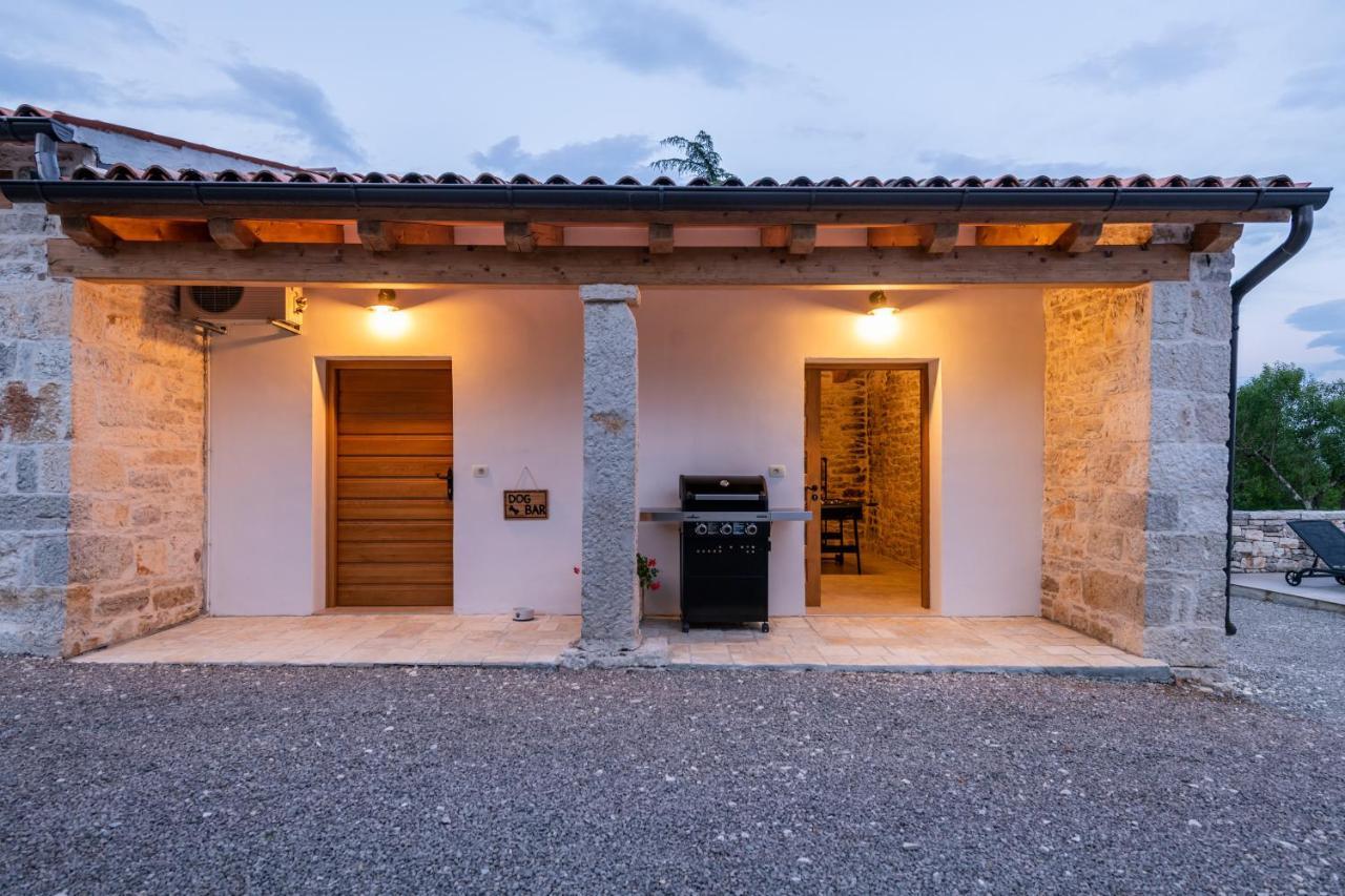 Honey House Villa Jural Ngoại thất bức ảnh